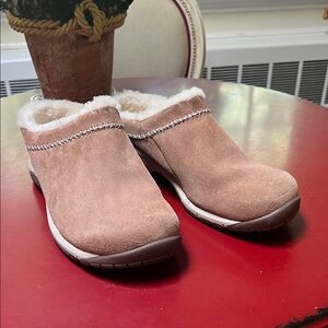 Merrell Women's Brown Suede Mules with Cozy Lining